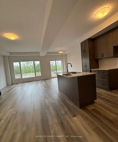 90 Gort Ave — Photo 3