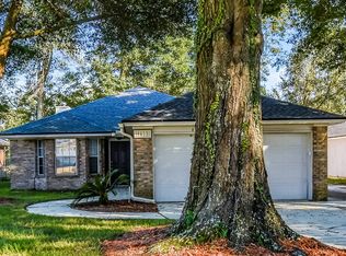 1653 Spring Oaks Ln, Jacksonville, FL 32221