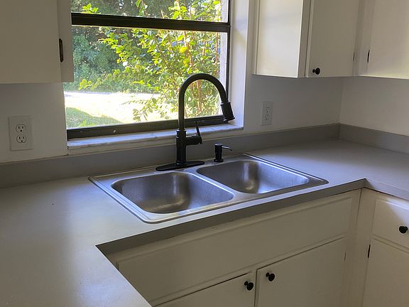 3rd image of 5911 NW 9th St #1