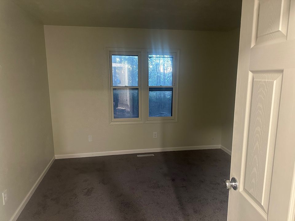 1st image of 25630 Thelmadale Dr