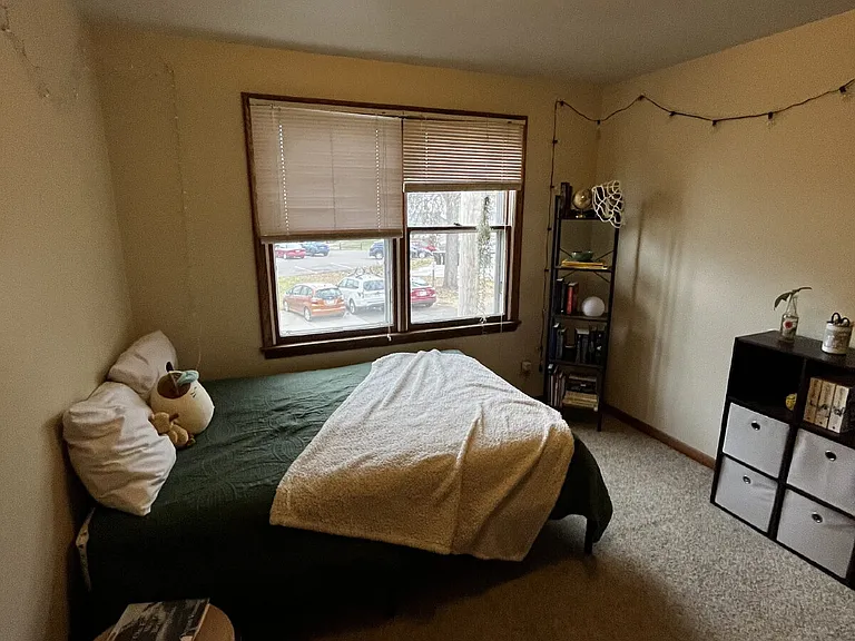1215 State St #5 — Photo 6
