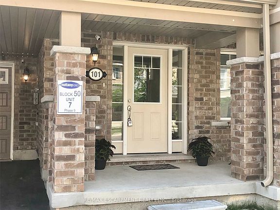 2nd image of 101 Lemieux Ct