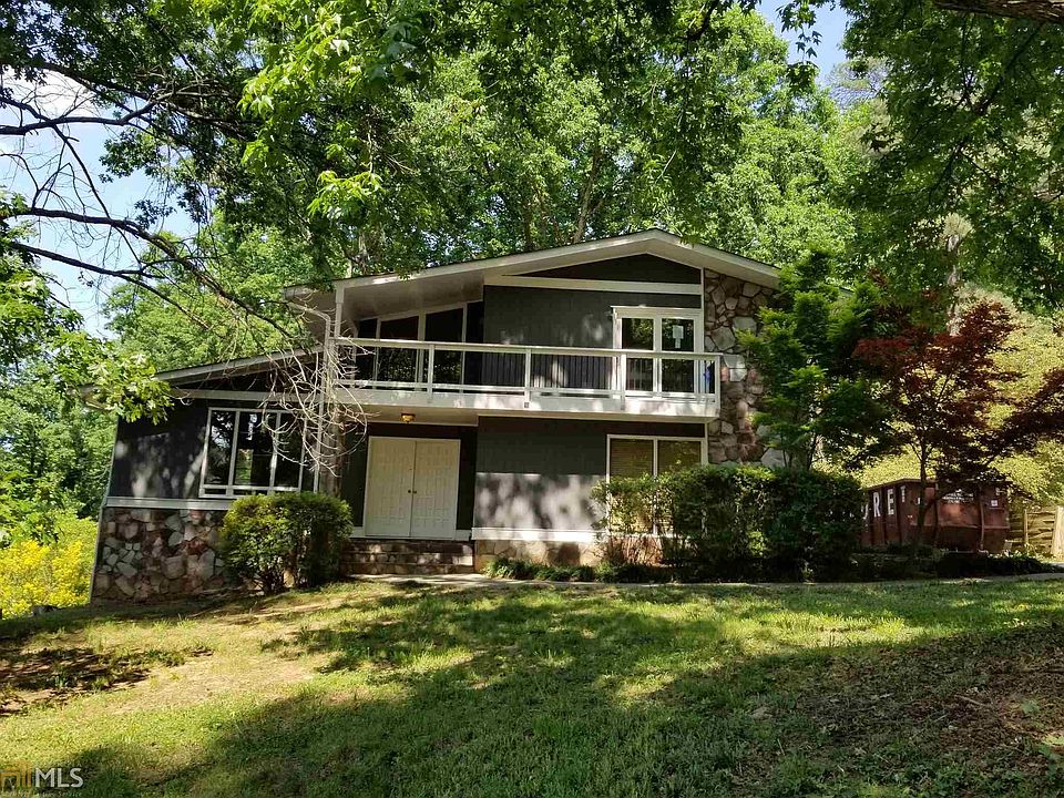 1st image of 2132 Perrin Dr