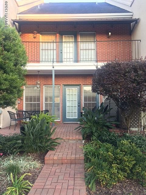 1st image of 547 Esplanade Dr