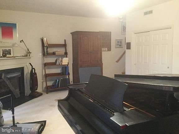 4th image of 6729 Dorothy Giles Ct
