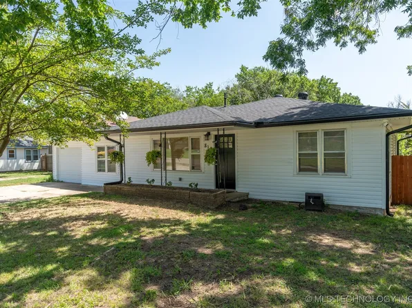814 Ayars Ave, Prague, OK 74864