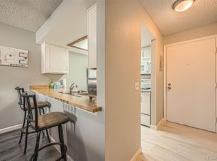 16051 E Alaska Pl APT 4, Aurora, CO 80017