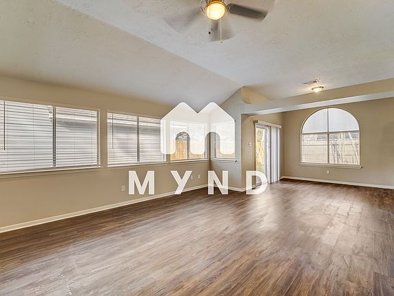 4th image of 7736 Park Falls Dr