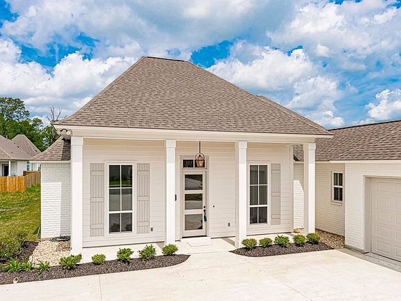 4th image of 38216 Sweet Briar Dr