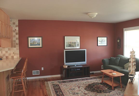 LR, looking from Hallway