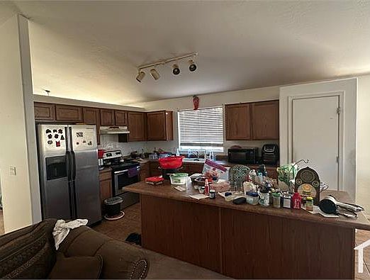 4th image of 3014 W Sunland Ave
