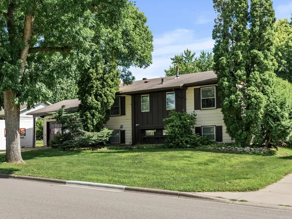 8108 Hemingway Ave S, Cottage Grove, MN 55016