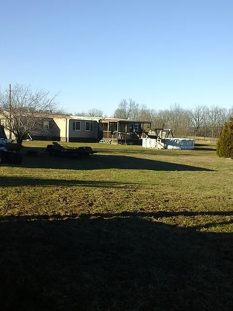 135 Quail Peak Dr photo 1