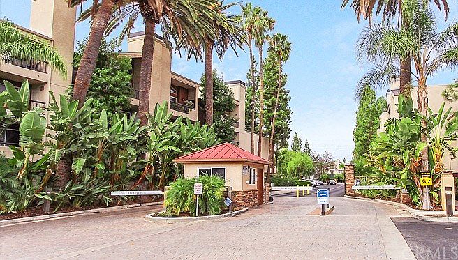 1st image of 5515 Canoga Ave APT 217
