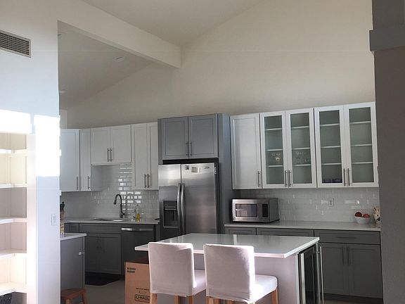 4th image of 10038 NE 115th Ln