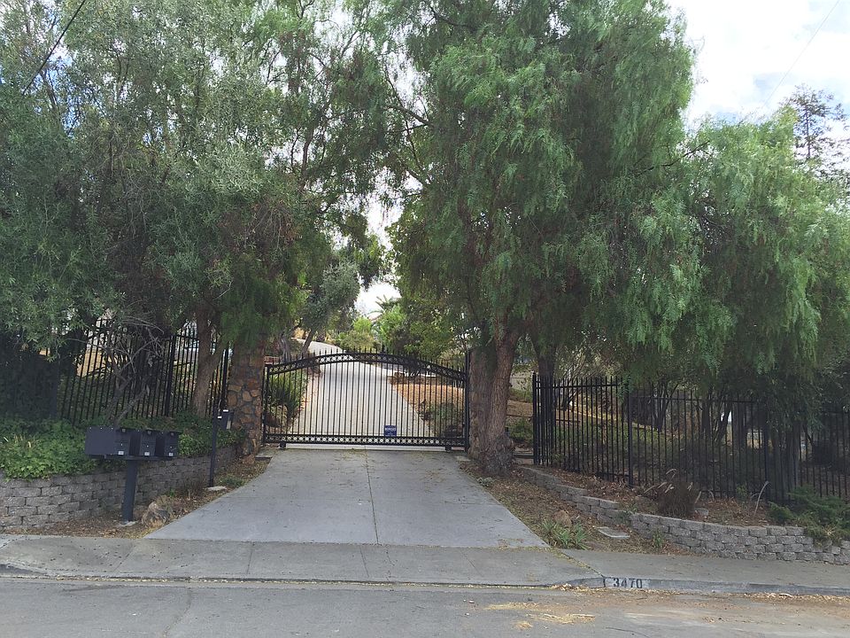 1st image of 3470 Loes Way Unit B