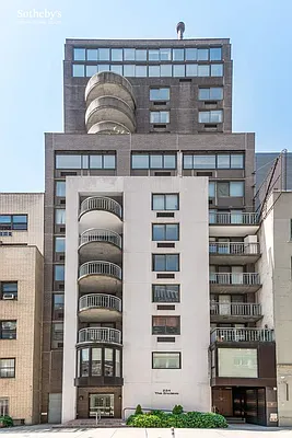 Rented by Sotheby's International Realty | media 16