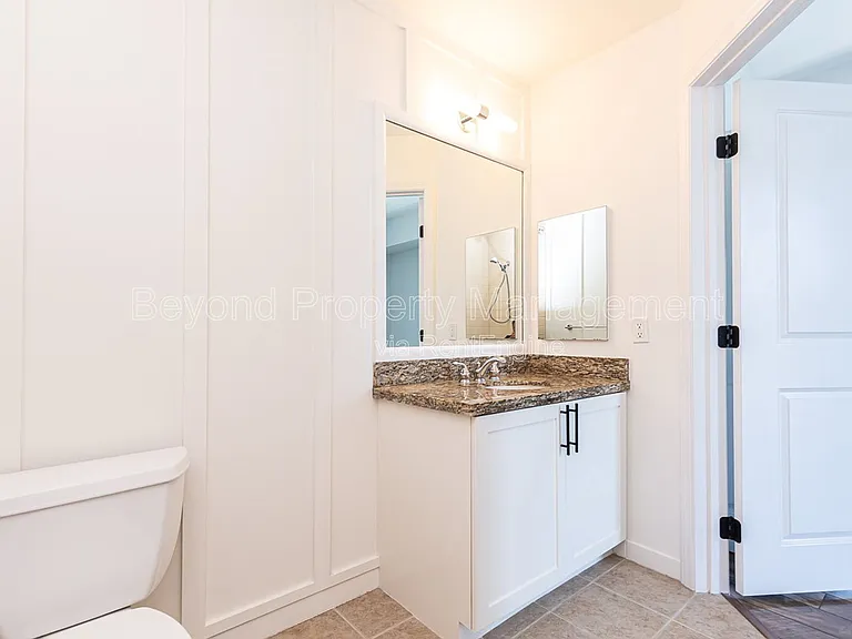 253 10th Ave #525 — Photo 20