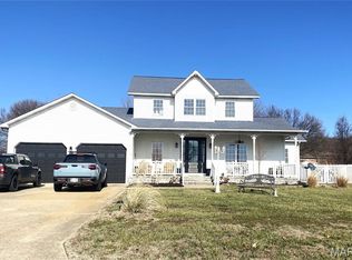 2204 Stonebrook, Dexter, MO 63841
