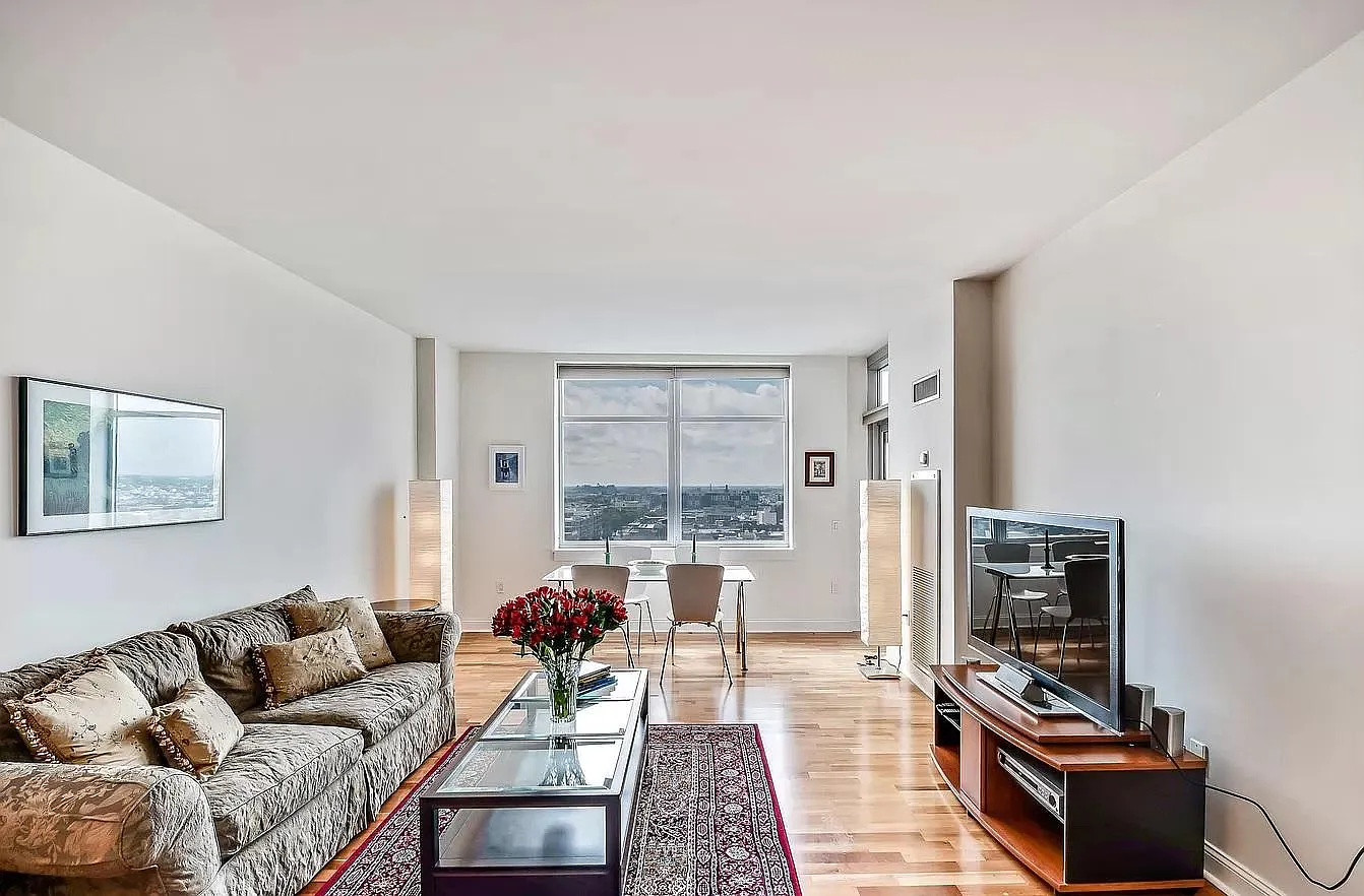 1 bed, 848 sqft, $3,150 — Photo 4