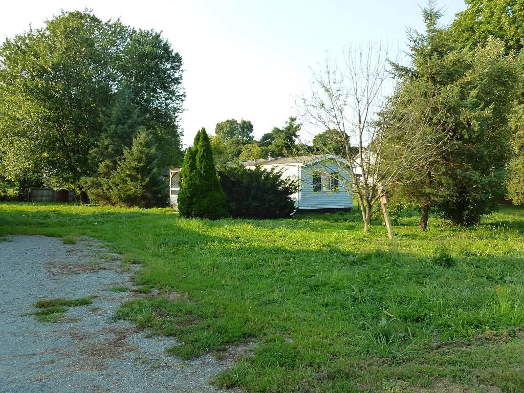 417 Maple Shade Rd photo 1