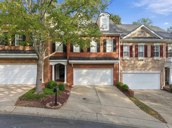 7204 Summit Waters Ln, Raleigh, NC 27613