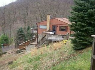 157 Meyers Dr, Confluence, PA 15424