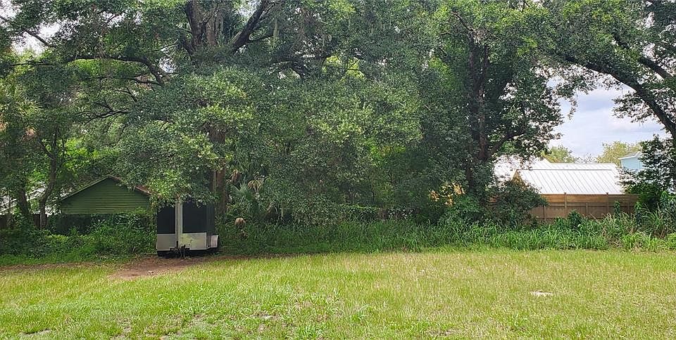 2nd image of 206 E PINE AVENUE LOT 44