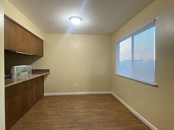 3rd image of 345 Grant Way #3