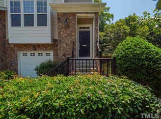 6102 Braidwood Ct, Raleigh, NC 27612