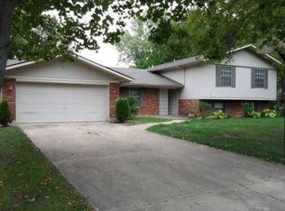 8720 Sugarcreek Point, Dayton, OH 45458