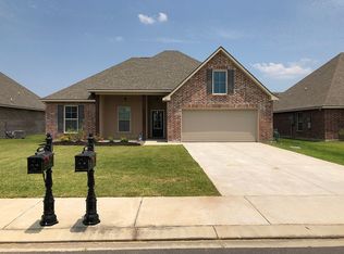 1911 Chandler Ave, Lake Charles, LA 70607