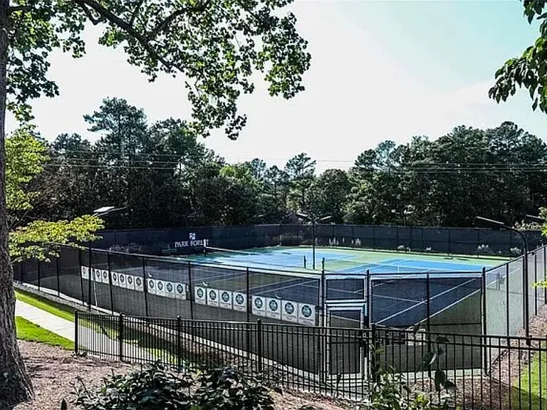 180 Park Creek Dr — Photo 20