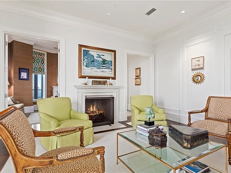 3376 Peachtree Rd NE #47A — Photo 7