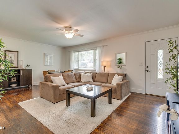 5th image of 508 Chapman St