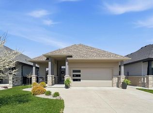 15 Nightfall Ln, Chatham Kent, ON N7L 0C3