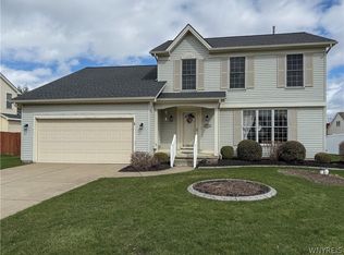 3273 Brookfield Ln, Hamburg, NY 14075