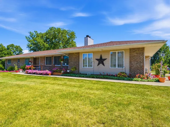 18275 Garvey Rd, Chelsea, MI 48118