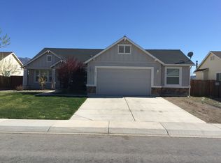 195 Shady Grove Ln, Dayton, NV