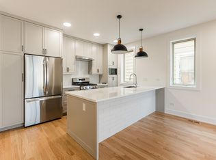 5856 N Magnolia Ave #1R, Chicago, IL 60660