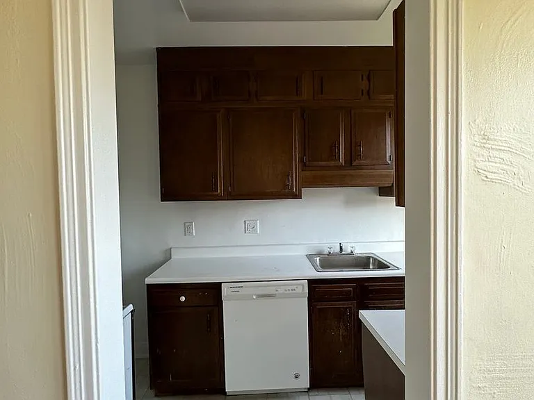 The Royal York Apartments — Photo 29
