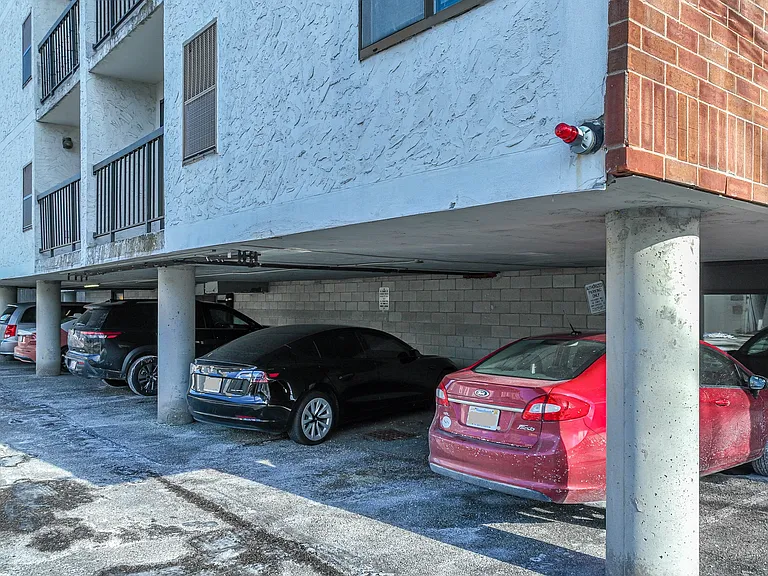 16 Elmer Street — Photo 12