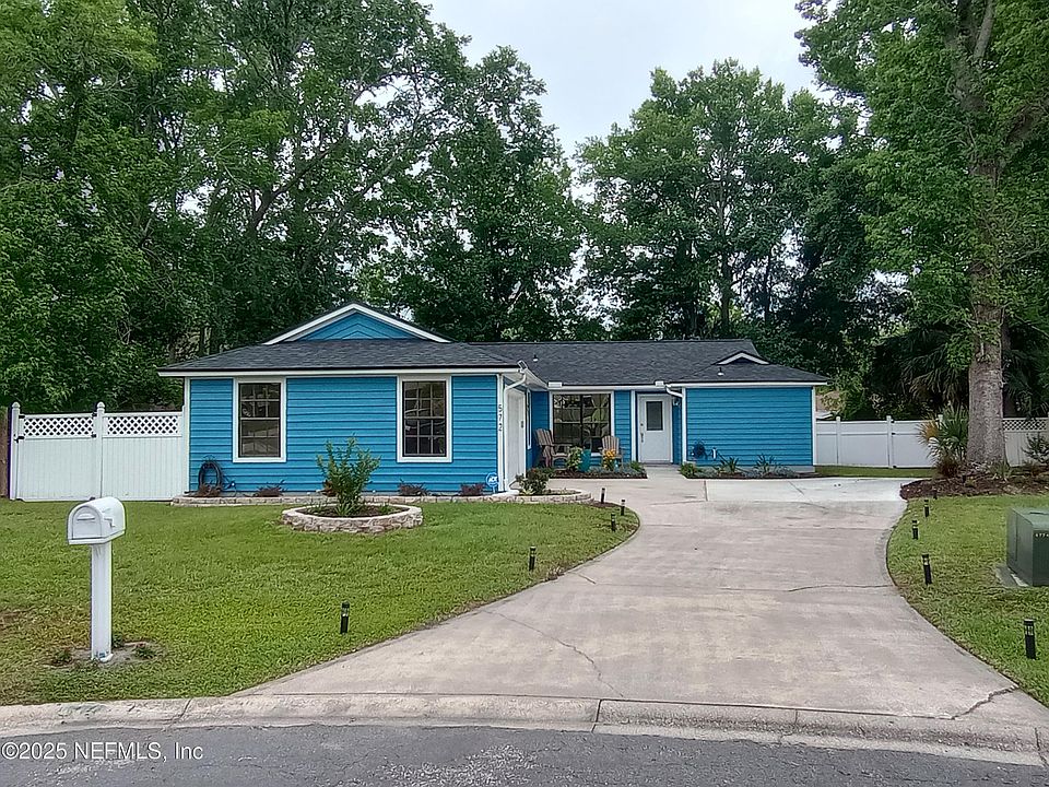 1st image of 572 CONSTITUTION Drive