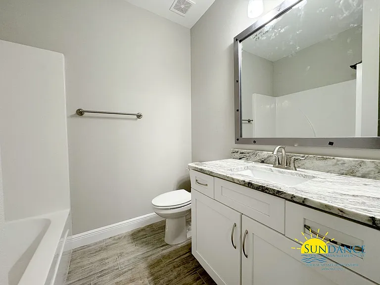 17 Cape Dr #B — Photo 11