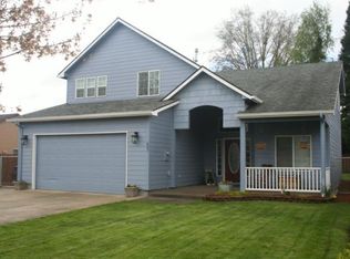 803 April Ln, Silverton, OR 97381