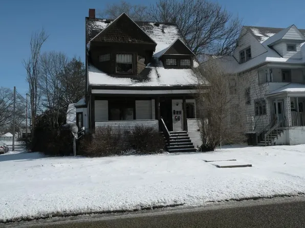 1137 N Walnut St, Danville, IL 61832