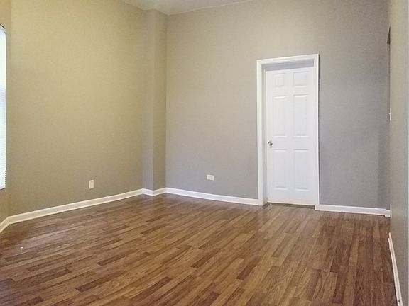 3rd image of 6620 S Drexel Ave #1