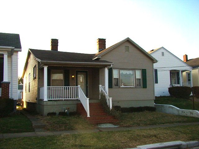1st image of 113 Main St