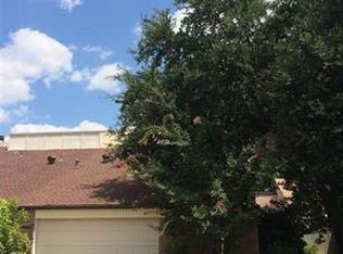 605 Kings Mountain Dr, Longview, TX 75601