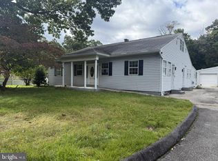 22 Luke Dr, Pasadena, MD 21122